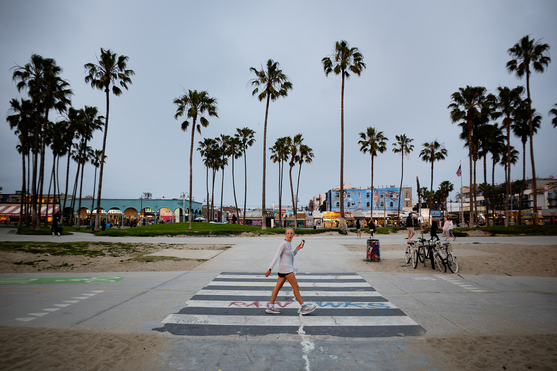 Wide Conversion Lens FOR Ricoh GR Series-Comparison-17With